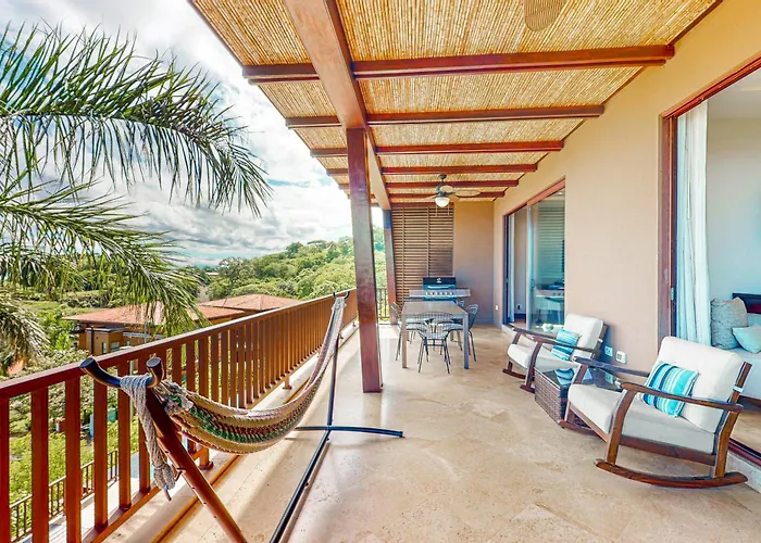 Condo @ Azul Paraíso Apartamento
