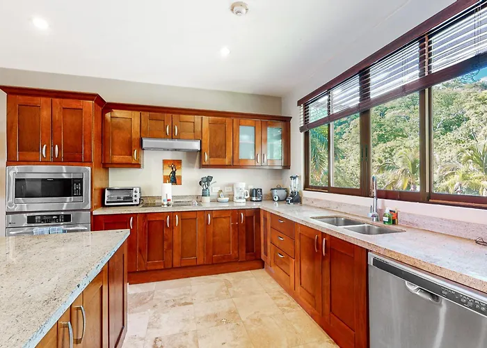 Appartement Ocotal Hilltop Condo: Ocean Views, Pool Access *